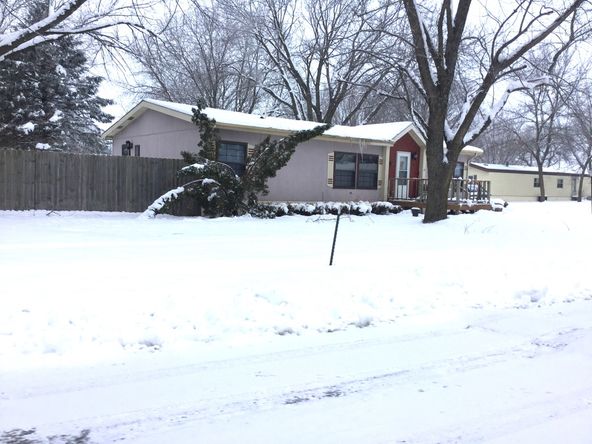 Villa Village: 2404 N 8th St, Red Oak, IA 51566